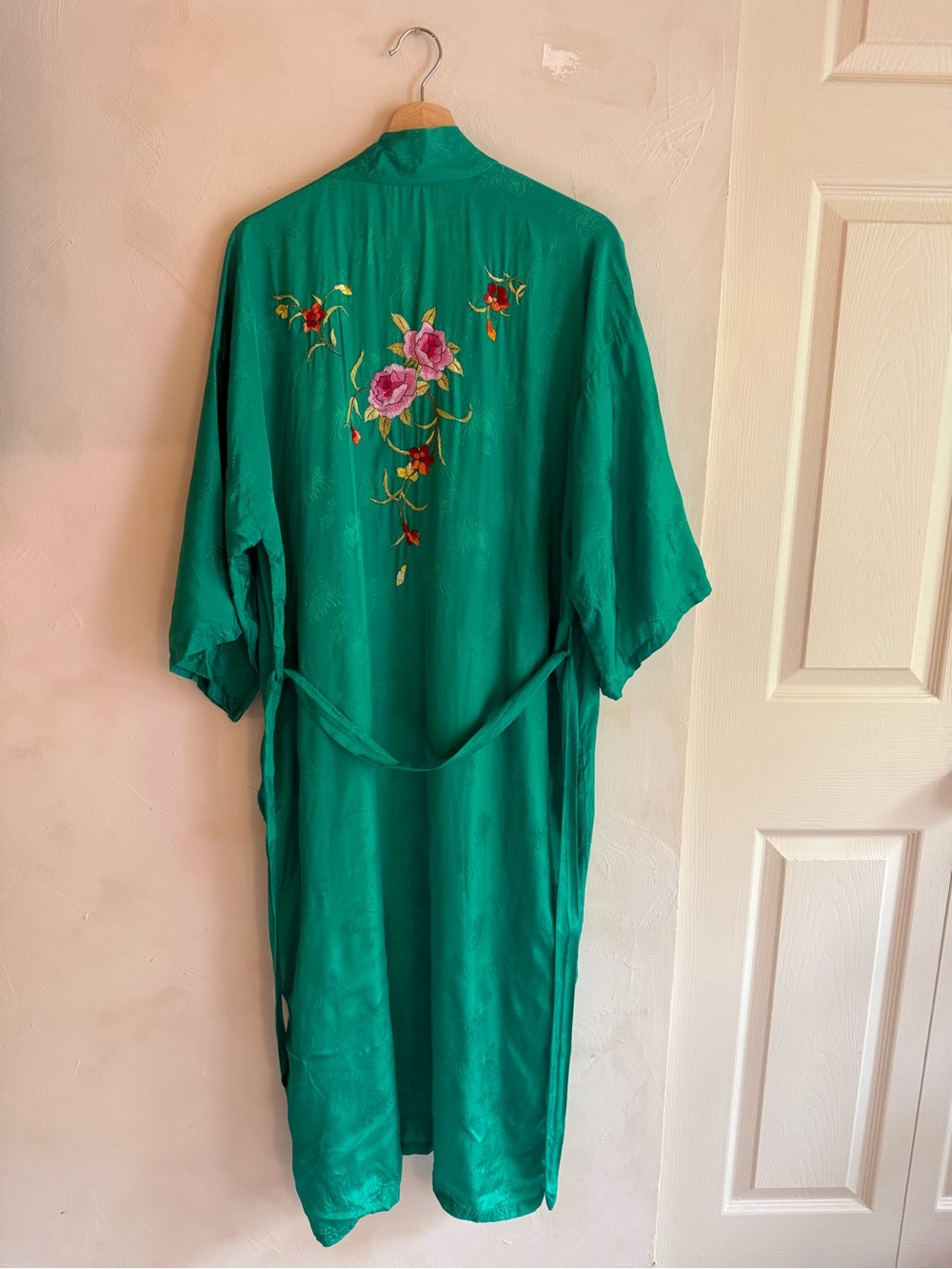 Vintage | Golden Bee | Emerald Green Floral Embroidered Robe | S